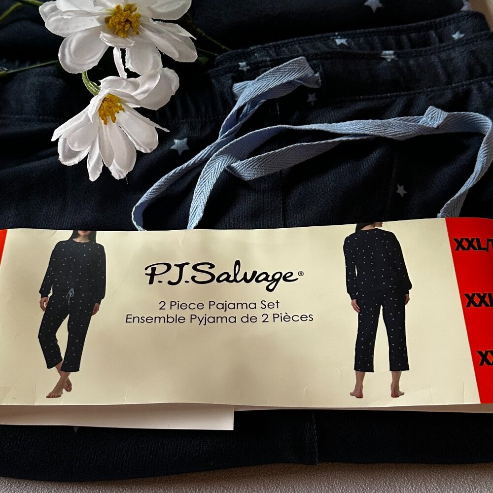LAST CHANCE:  Women's P.J. Salvage 2 pc Pajamas Navy with stars Size xxl NWT